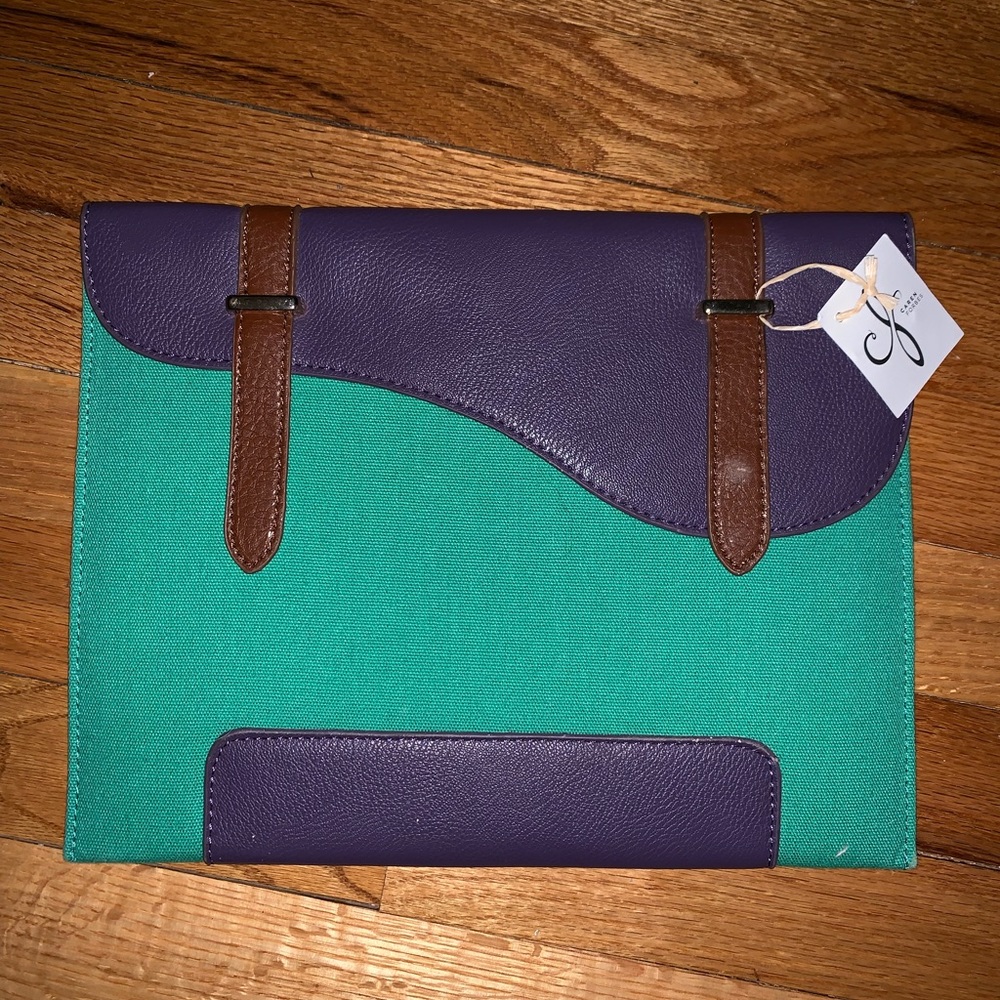 Color block clutch bag